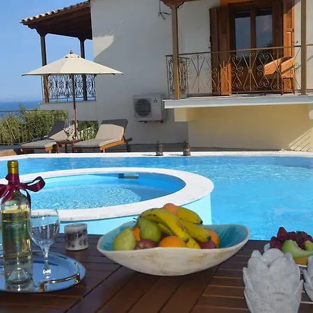 بيت للعطل Driopes